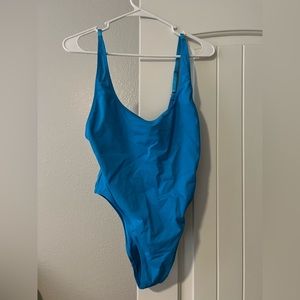 NWT Skims Scoop Neck One Piece